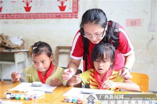 “爱在骑中”公益活动圆梦宾阳四才小学